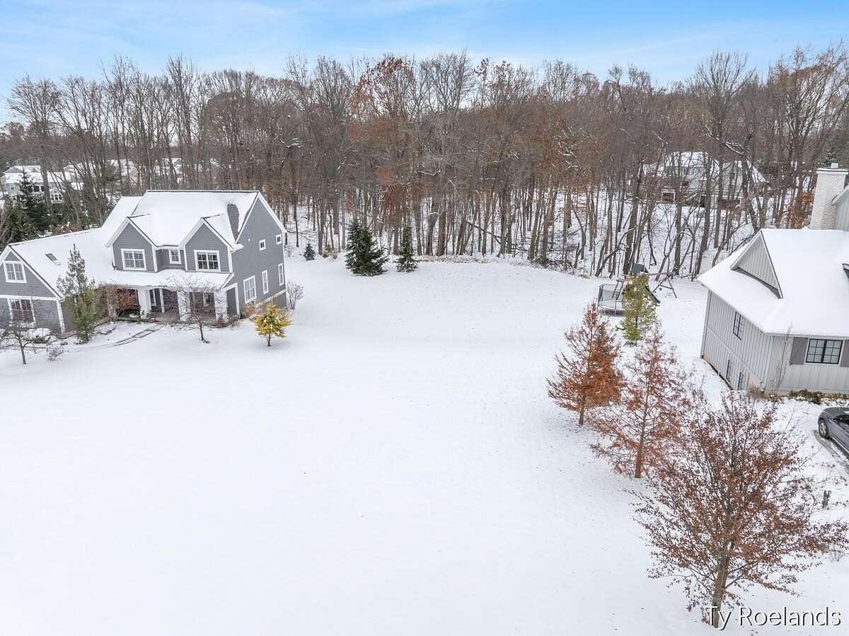 0.52 Acres of Residential Land for Sale in Grand Rapids, Michigan