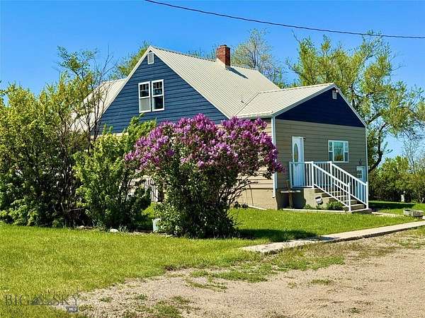 20 Acres of Land with Home for Sale in Sunburst, Montana