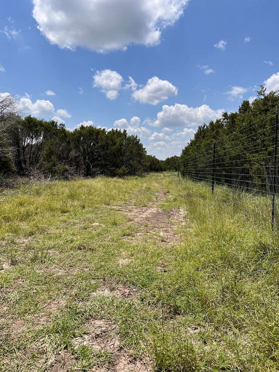 10 Acres of Recreational Land for Sale in Hamilton, Texas