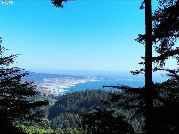 3.3 Acres of Residential Land for Sale in Gold Beach, Oregon