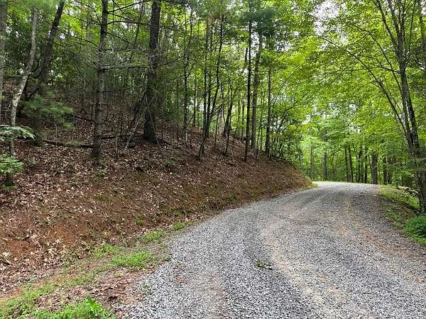 1 Acre of Residential Land for Sale in Murphy, North Carolina