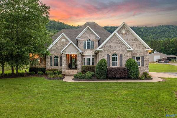 9.79 Acres of Residential Land with Home for Sale in Gadsden, Alabama