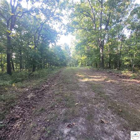 4 Acres of Residential Land for Sale in Edwards, Missouri