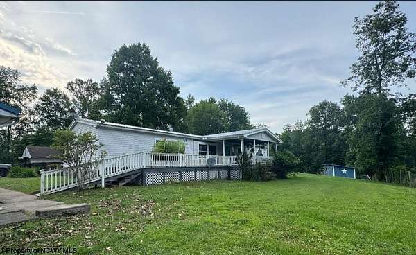 5.78 Acres of Residential Land with Home for Sale in Napier, West Virginia