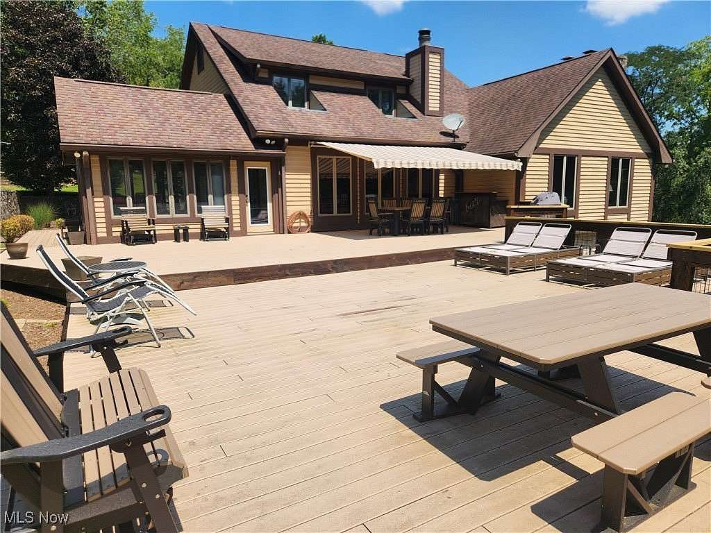 134 Acres of Land for Sale in Warsaw, Ohio