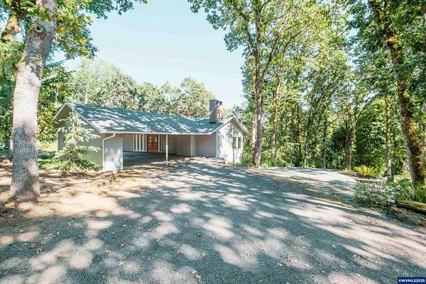 2.13 Acres of Residential Land with Home for Sale in Albany, Oregon