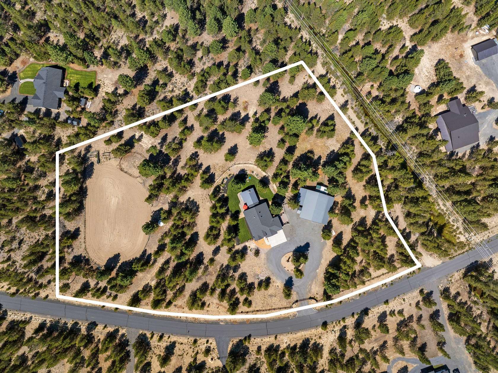 5.27 Acres of Residential Land with Home for Sale in La Pine, Oregon