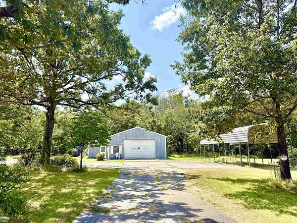 4.13 Acres of Improved Mixed-Use Land for Sale in Mountain Home, Arkansas
