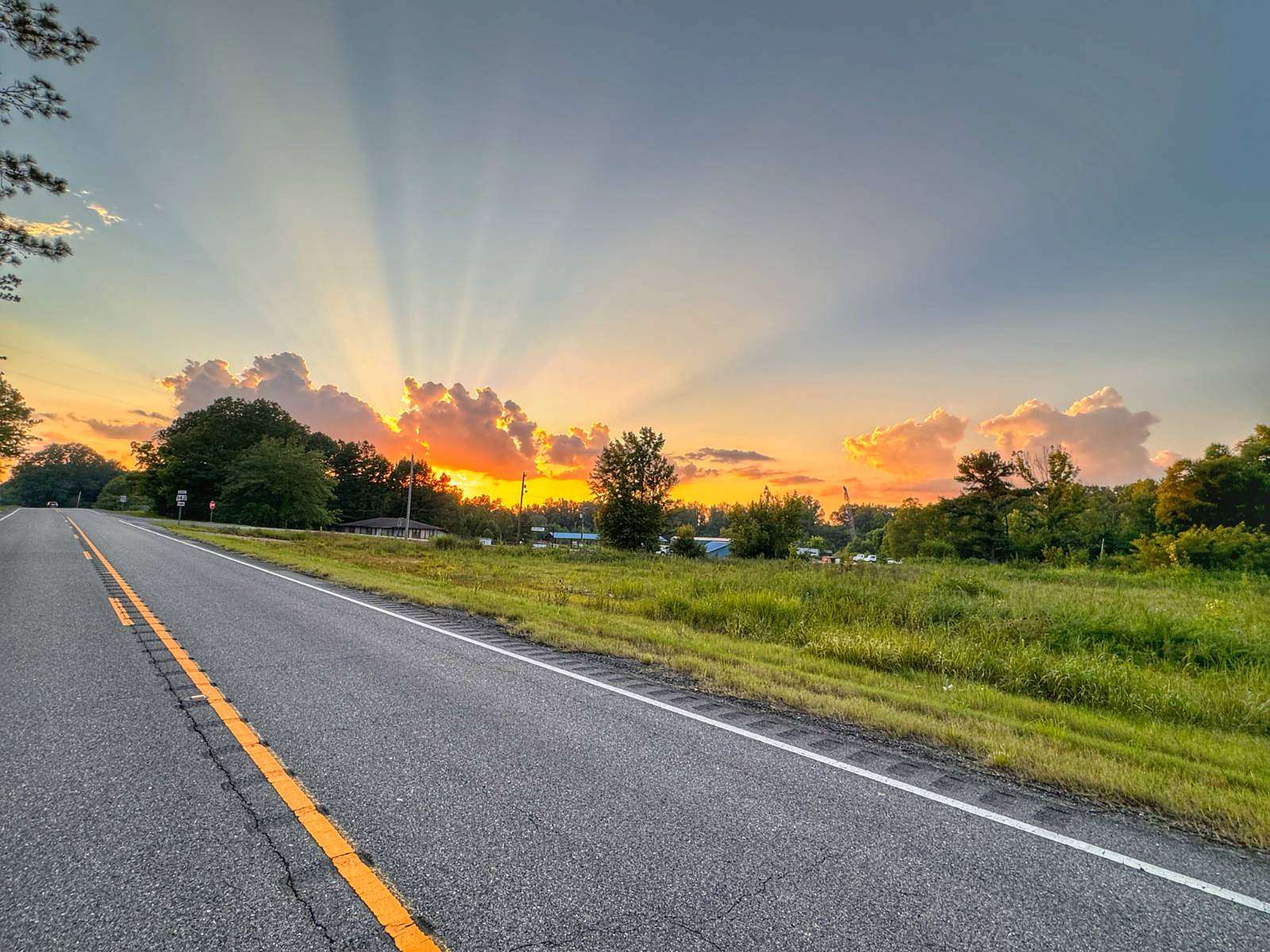 10 Acres of Residential Land for Sale in Guin, Alabama