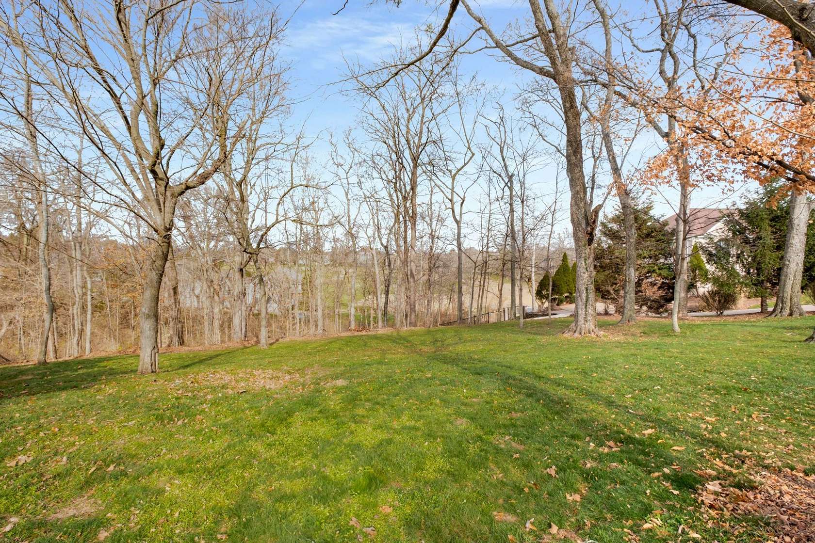 0.67 Acres of Residential Land for Sale in Brentwood, Tennessee