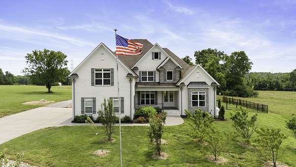 4.6 Acres of Residential Land with Home for Sale in Lebanon, Tennessee