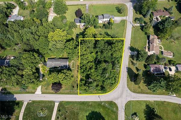0.67 Acres of Residential Land for Sale in Sagamore Hills, Ohio