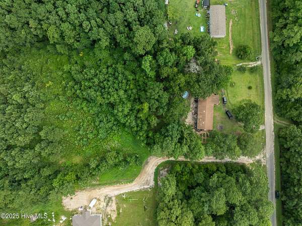 15.9 Acres of Land for Sale in Burgaw, North Carolina