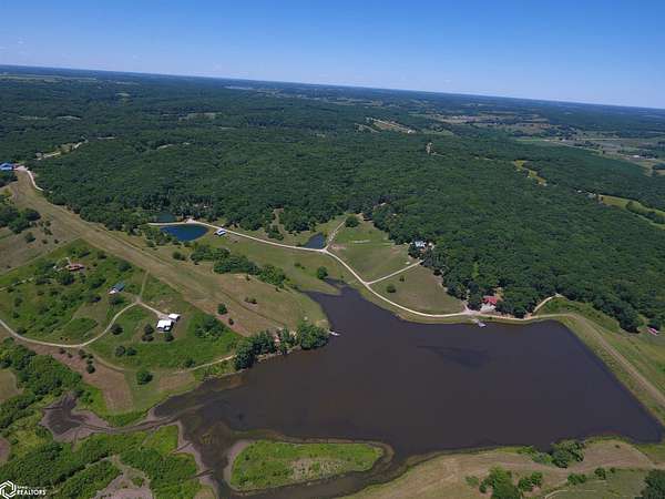 5.67 Acres of Improved Residential Land for Sale in Unionville, Iowa