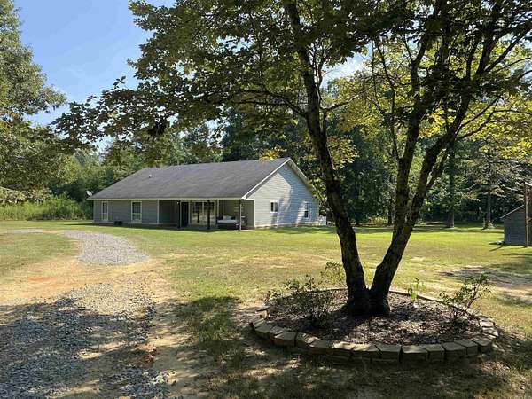 10 Acres of Residential Land with Home for Sale in Hamburg, Arkansas