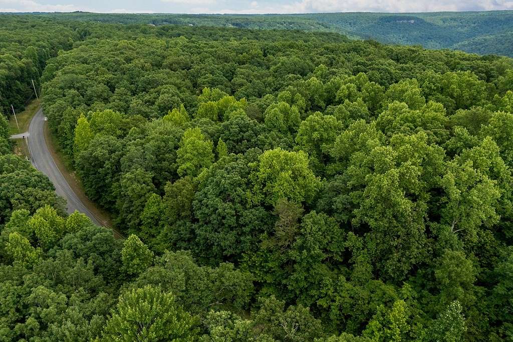 4 Acres of Residential Land for Sale in Monterey, Tennessee