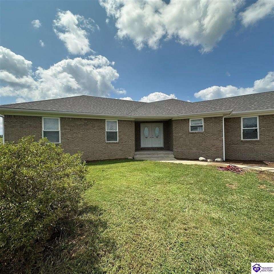 3.1 Acres of Land with Home for Sale in Rineyville, Kentucky