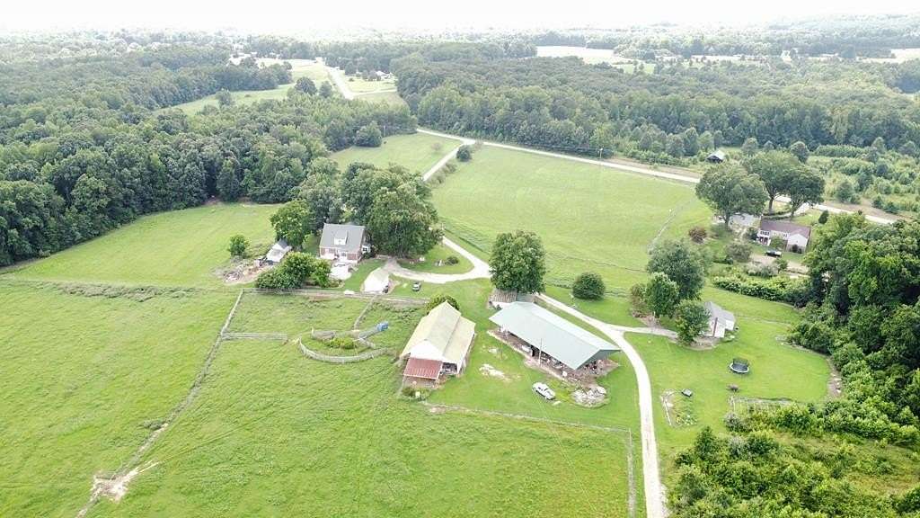 179 Acres of Land with Home for Sale in Chatham, Virginia