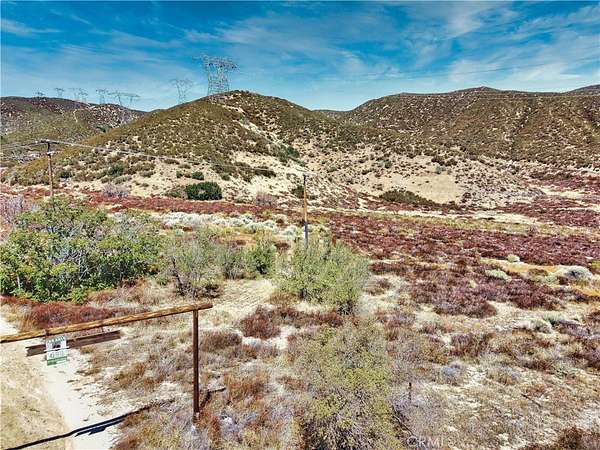 11.5 Acres of Land for Sale in Palmdale, California