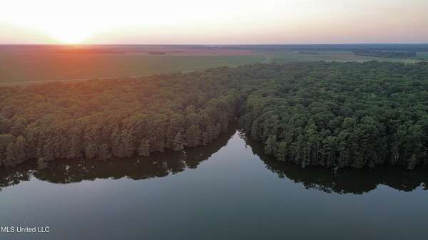 738 Acres of Recreational Land for Sale in Benoit, Mississippi