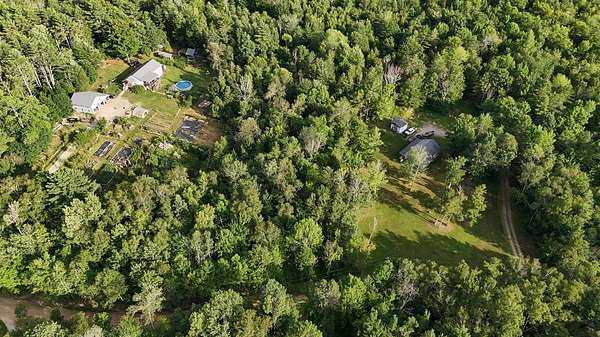 4 Acres of Residential Land for Sale in Newport, Maine