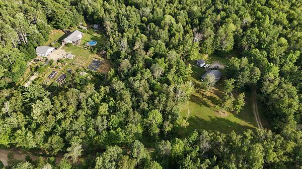 4 Acres of Residential Land for Sale in Newport, Maine