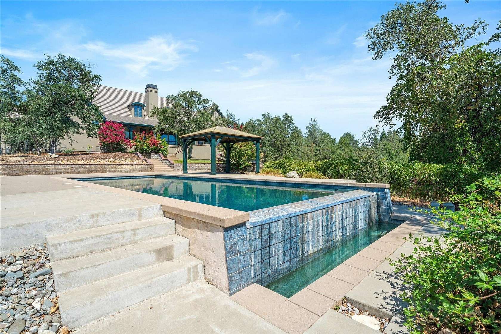 13 Acres of Land with Home for Sale in Redding, California