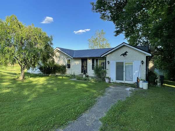 17.2 Acres of Land with Home for Sale in Springfield, Ohio