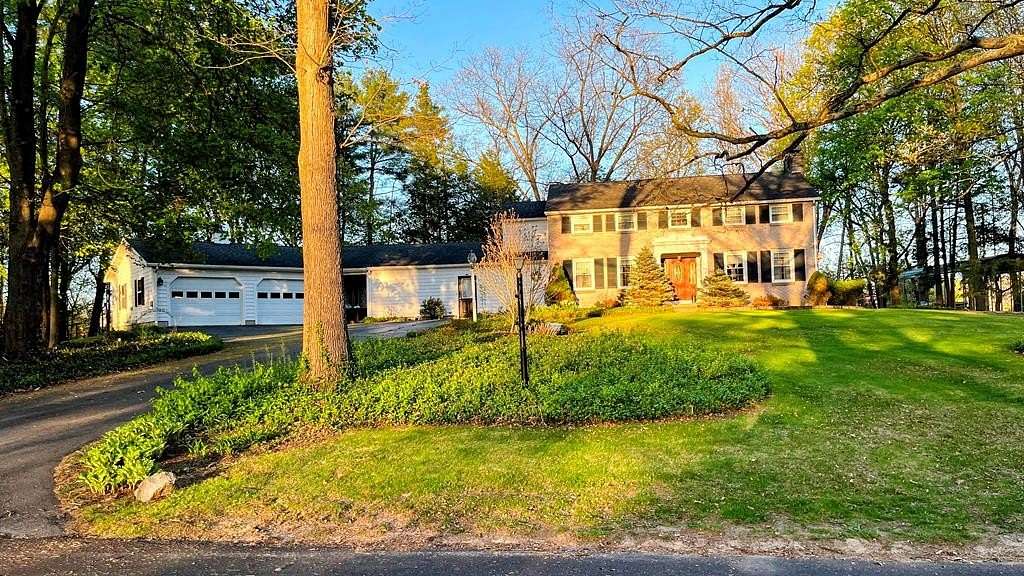 2.2 Acres of Residential Land with Home for Sale in Sayre, Pennsylvania