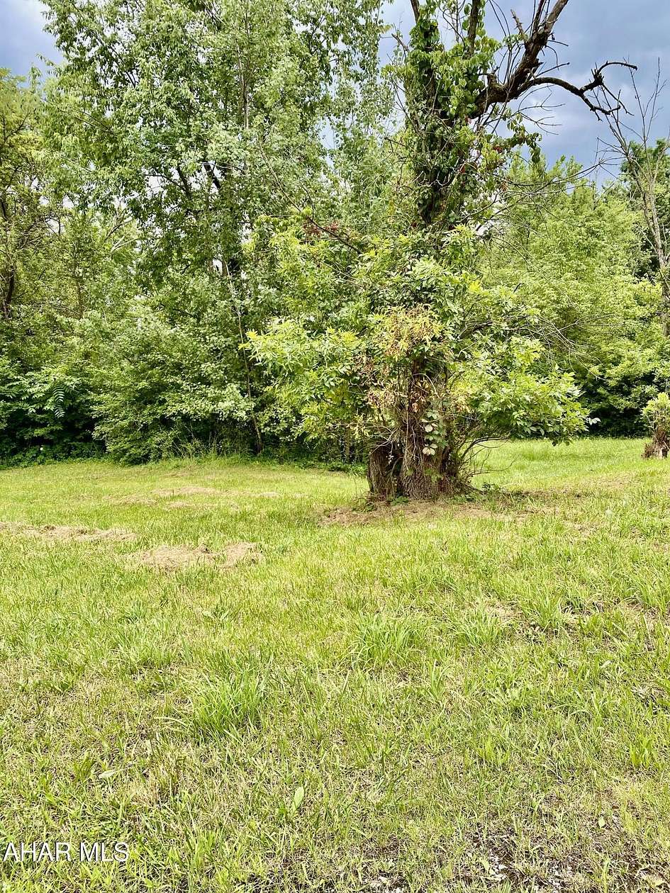 0.33 Acres of Mixed-Use Land for Sale in Altoona, Pennsylvania