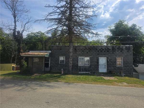 0.27 Acres of Mixed-Use Land for Sale in Meadowlands, Pennsylvania