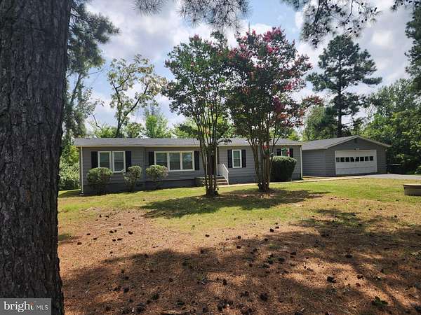 1.74 Acres of Residential Land with Home for Lease in Fredericksburg, Virginia