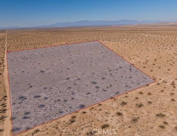 5 Acres of Land for Sale in Adelanto, California
