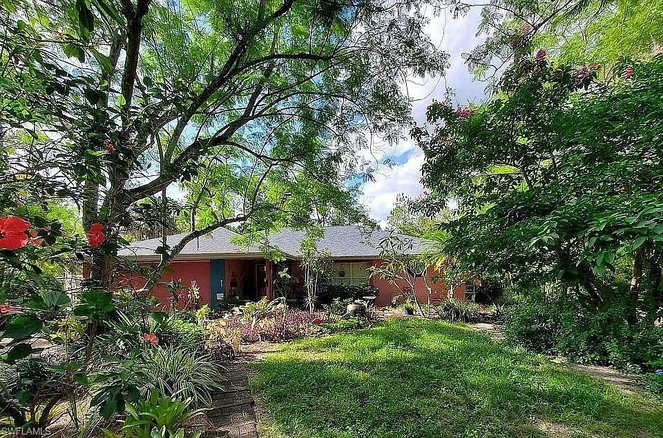 2.27 Acres of Residential Land with Home for Sale in Naples, Florida