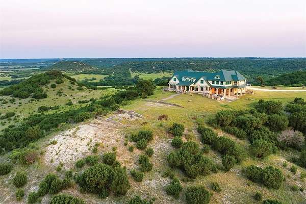 190 Acres of Agricultural Land with Home for Sale in Meridian, Texas