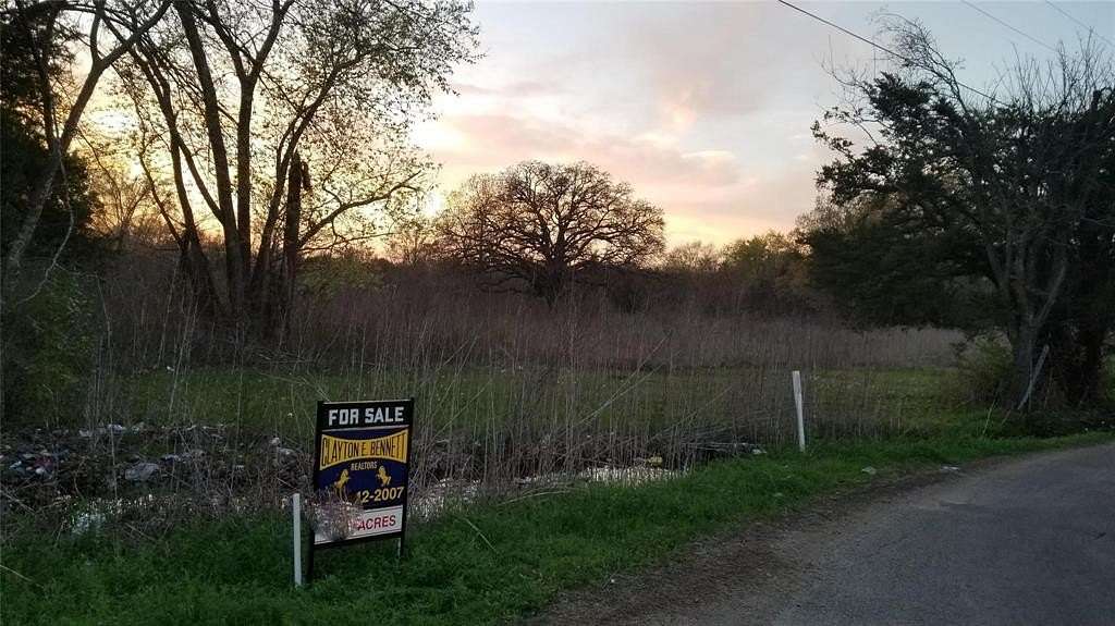 3.4 Acres of Land for Sale in Terrell, Texas