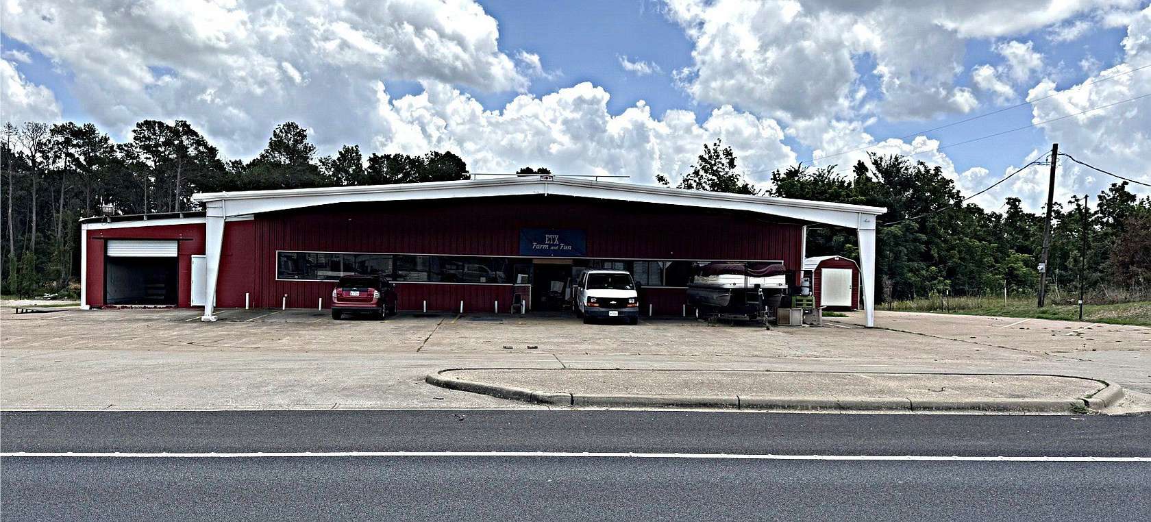 0.77 Acres of Mixed-Use Land for Sale in Frankston, Texas