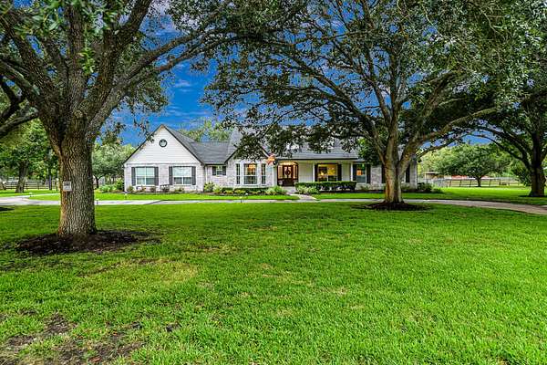 2 Acres of Residential Land with Home for Sale in Richmond, Texas