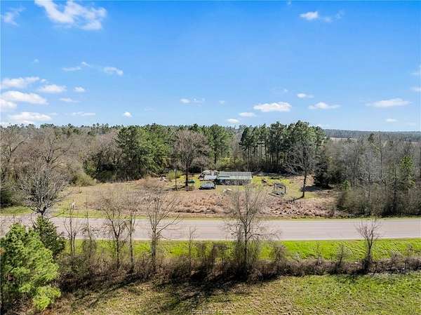 3.77 Acres of Residential Land with Home for Sale in Crockett, Texas