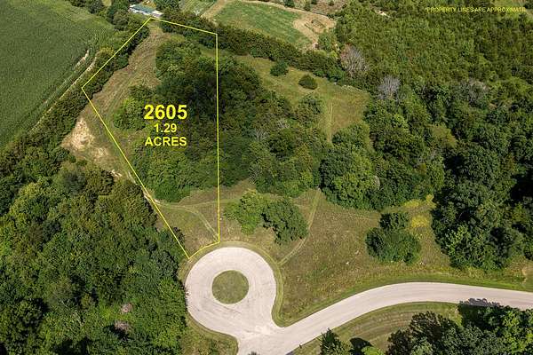 1.29 Acres of Residential Land for Sale in Sheridan, Illinois