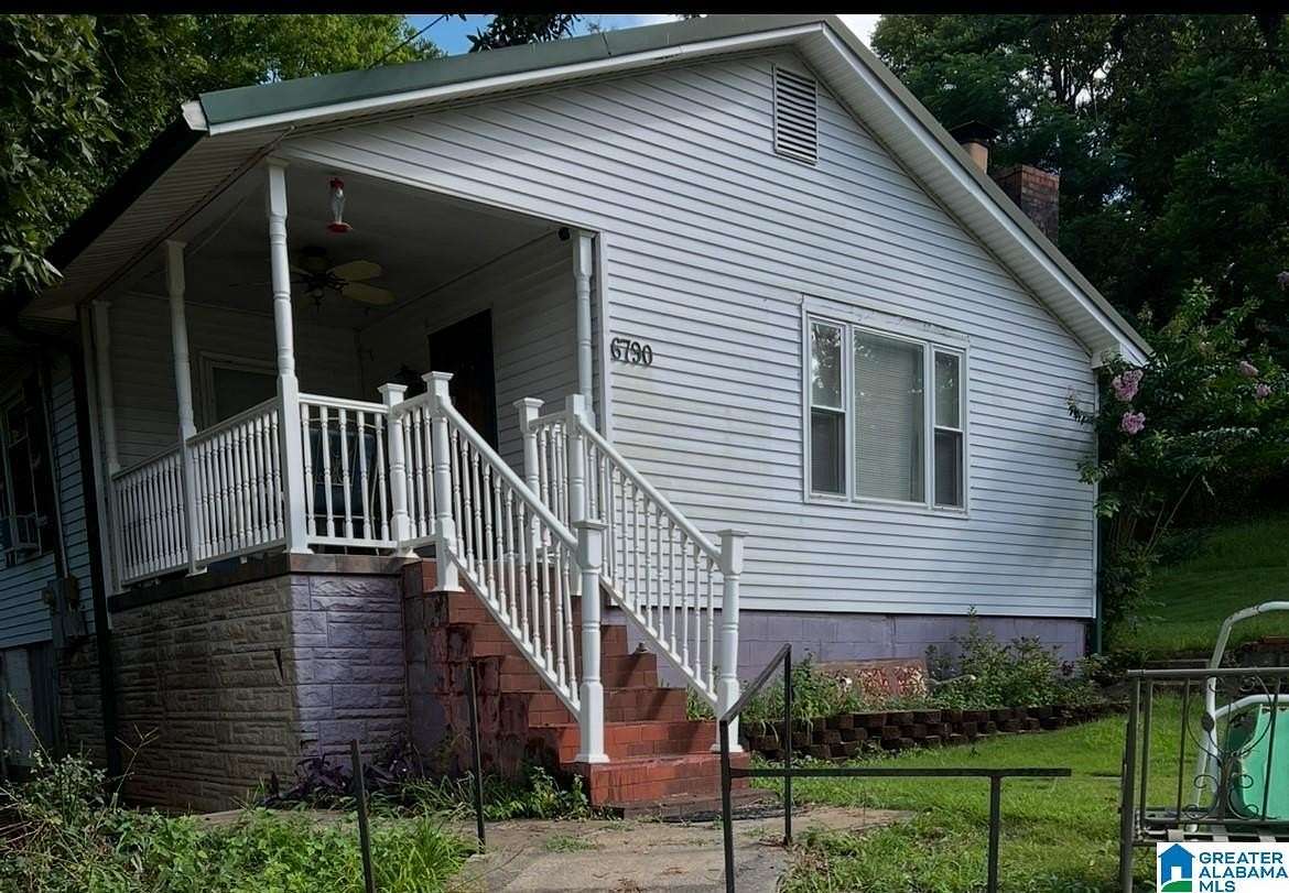 6 Acres of Residential Land with Home for Sale in Montevallo, Alabama