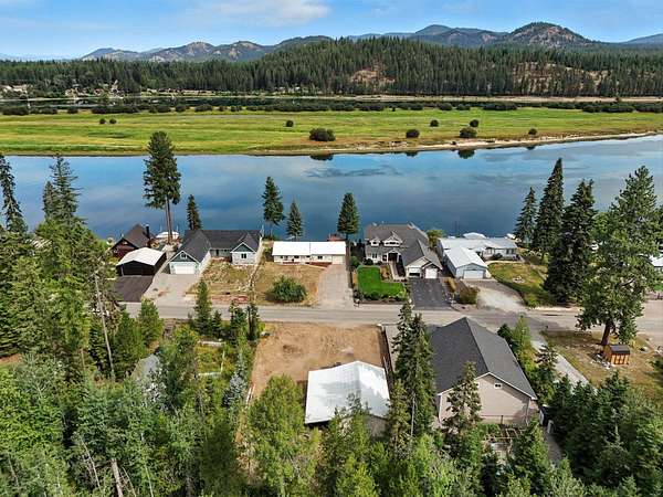 0.23 Acres of Land for Sale in Newport, Washington