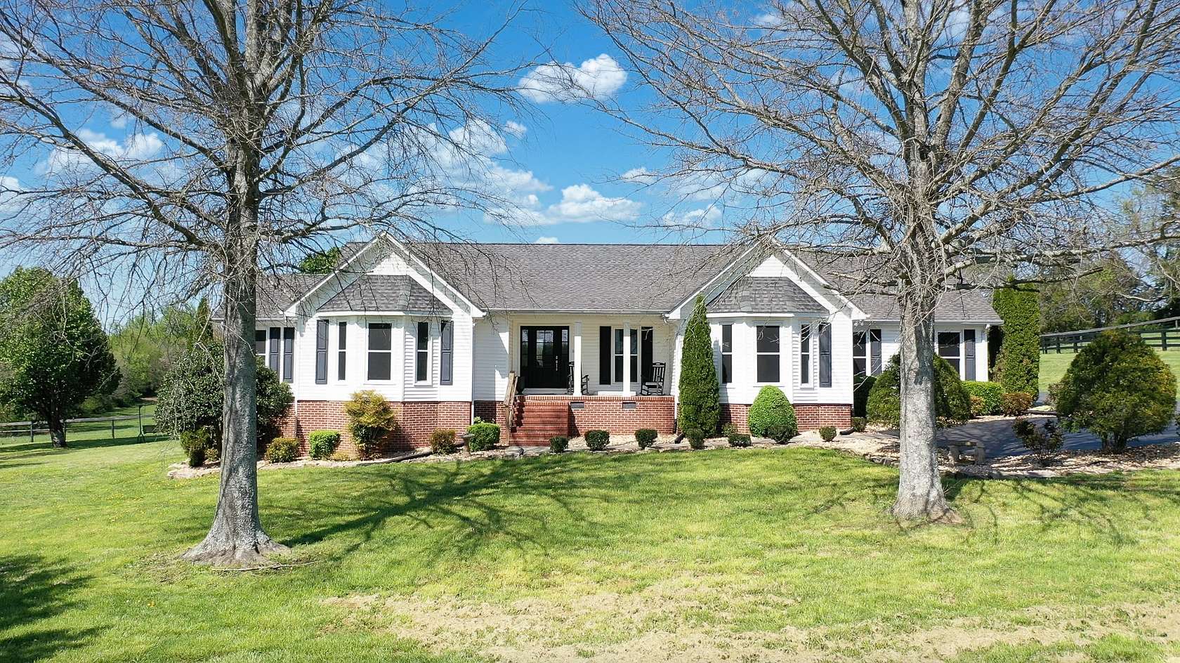 14 Acres of Land with Home for Sale in Shelbyville, Tennessee