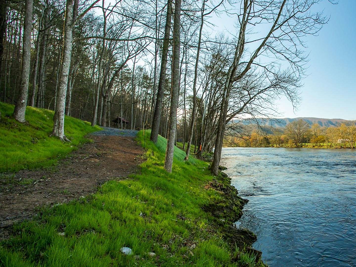 13 Acres of Recreational Land for Sale in Bristol, Tennessee