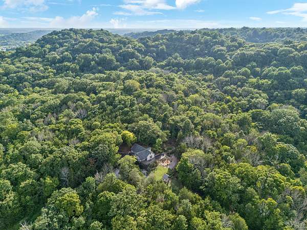 15 Acres of Recreational Land with Home for Sale in Franklin, Tennessee