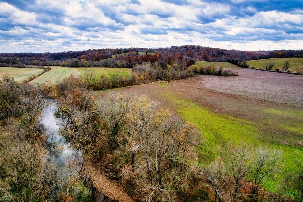 24.5 Acres of Recreational Land & Farm for Sale in Charlotte, Tennessee