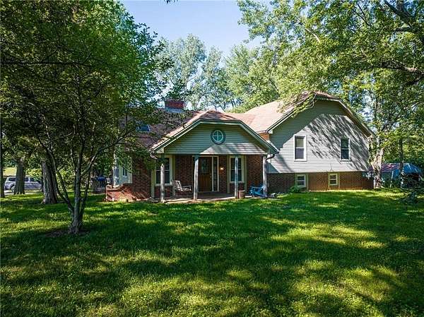 16 Acres of Land with Home for Sale in Warrensburg, Missouri