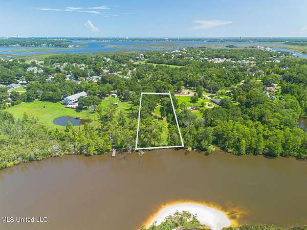 1.1 Acres of Residential Land for Sale in Biloxi, Mississippi
