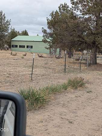 1.75 Acres of Land for Sale in Prineville, Oregon