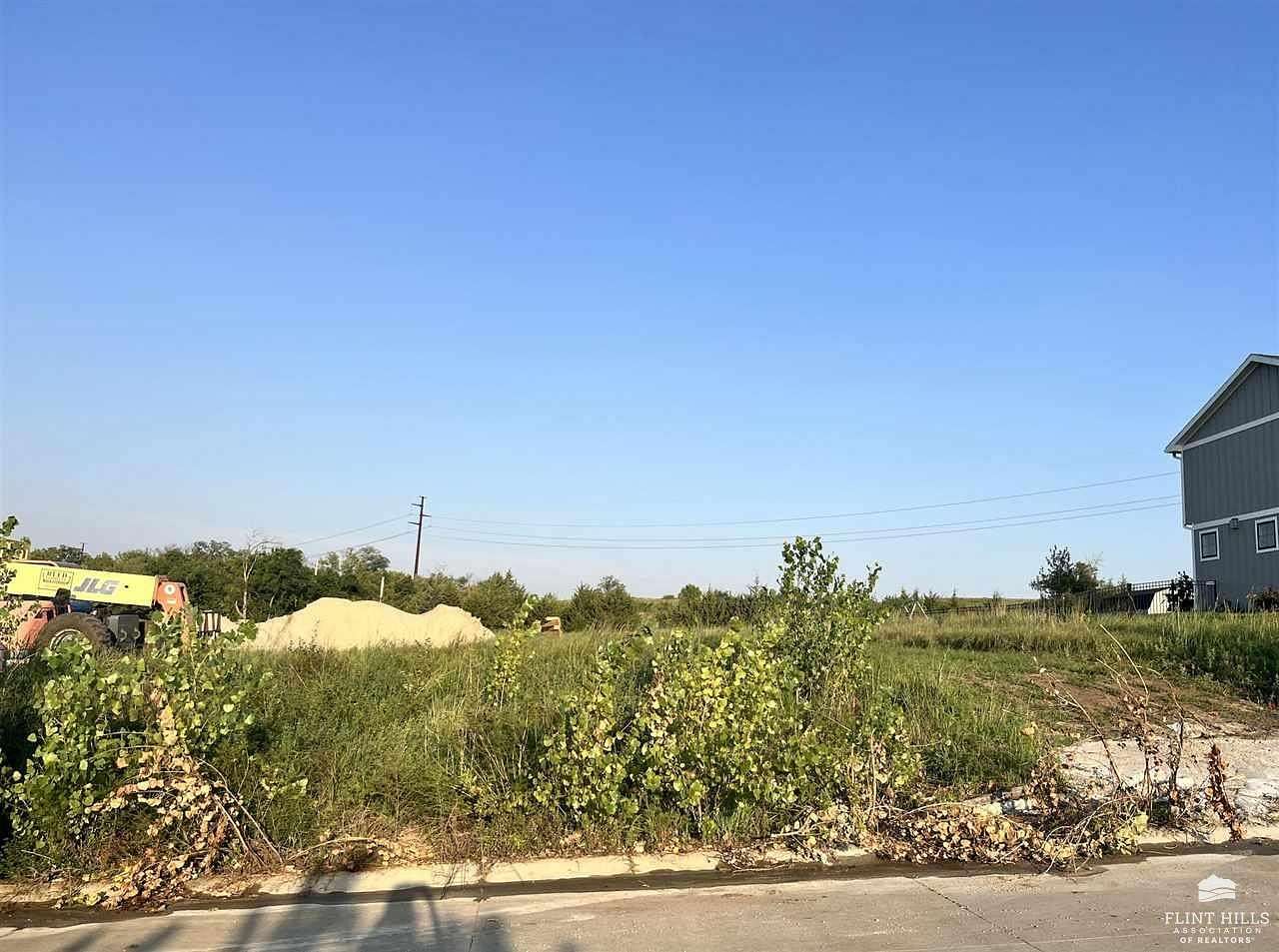 0.61 Acres of Residential Land for Sale in Manhattan, Kansas